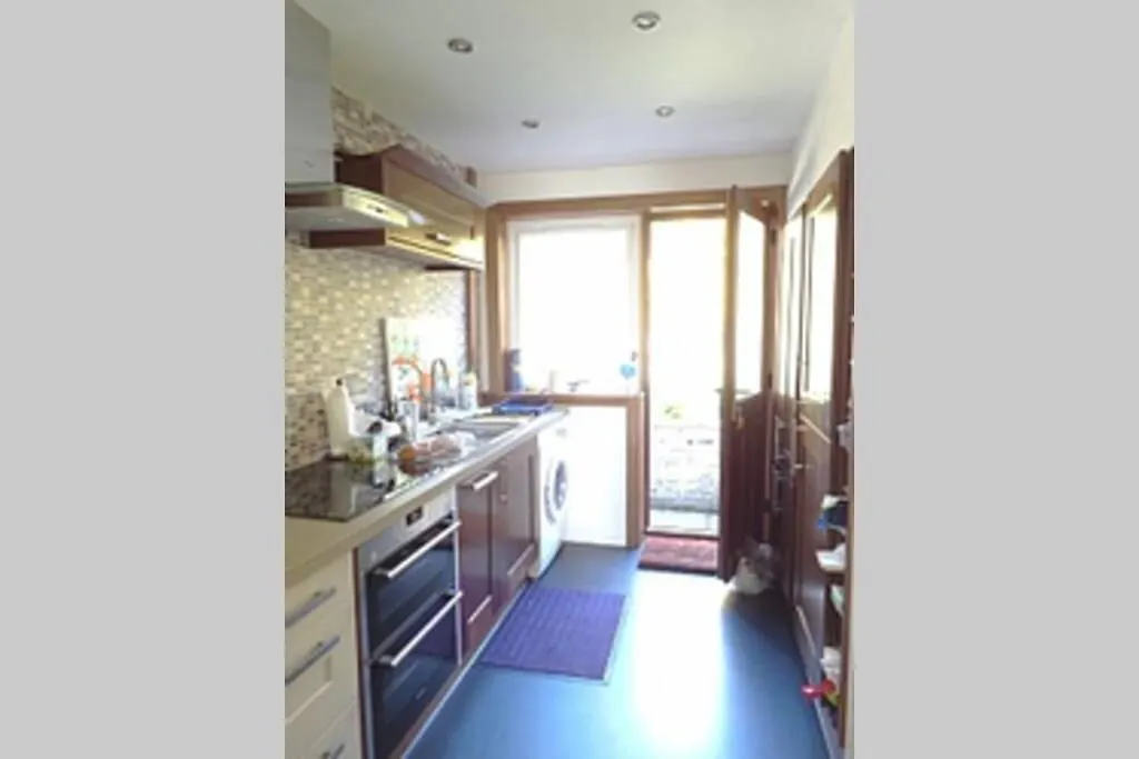Sunny House With Views To Edinburgh Skyline Villa